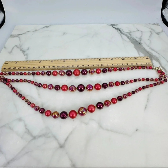 Vintage Japanese Beaded Necklace Glass 3 Strand Berry Purple Iridescent … - Picture 8 of 11